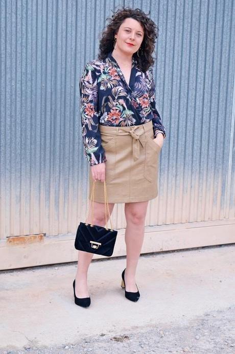 Cómo llevar un body de flores Cómo llevar un body de flores