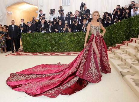 MET GALA 2018: BLAKE LIVEY & VERSACE