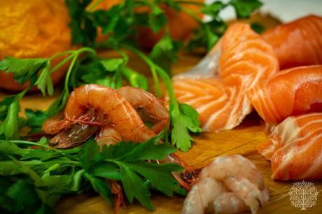 Popietas de salmón en salsa de naranja