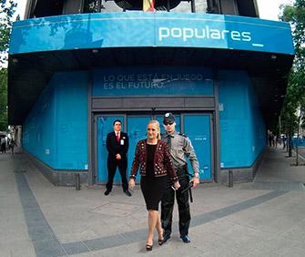 el villano arrinconado, Cristina Cifuentes, PP el villano arrinconado, humor, chistes, reir, satira, Cristina Cifuentes, PP