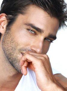 El gigolo moderno (saca-dinero): engreido, tonto y como no: guapo