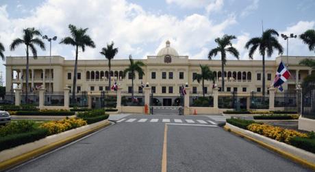 Danilo designa nuevos ministros de Salud Pública, Agricultura, Cultura y Medio Ambiente.