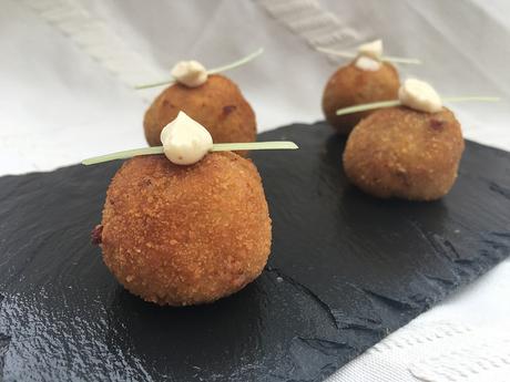 Croquetas de jamón serrano con parmesano