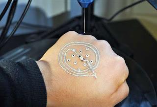 Crean tatuaje electrónico impreso en 3D.