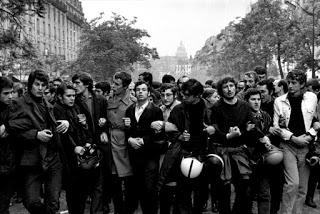 Cabeza de una manifestación de mayo del 68 en París.