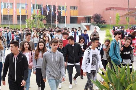 Más de 1.500 estudiantes de Secundaria visitan la UPO para conocer su oferta de estudios y sus instalaciones