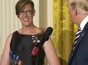 Conozcan Docente Casa Blanca quiere escuchemos audio]