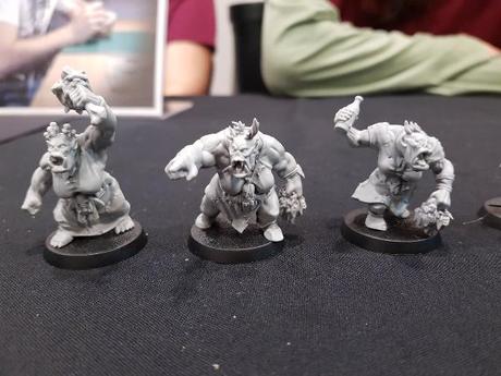 Y mas fotos de BB: Elfos Oscuros, Animadoras y mas