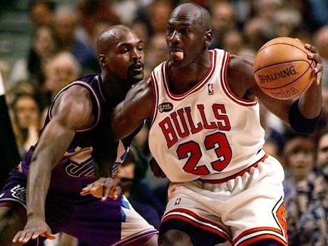 FECHA DE LA TOMA: 6/12/98 --- Michael Jordan (23) de Chicago,