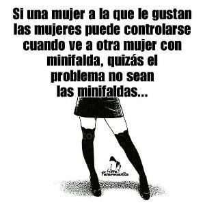 Peligro: MINIFALDA. Peligro: MINIFALDA.