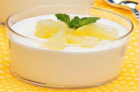 Crema de yogur con piña