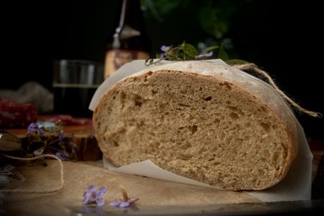 Pan de cerveza negra sin amasado, apostando por lo artesano Pan de cerveza negra sin amasado, apostando por lo artesano
