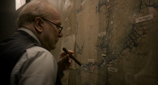 El instante más oscuro (Darkest hour, Joe Wright, 2017. EEUU & GB)