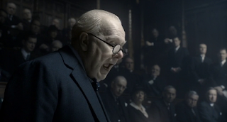 El instante más oscuro (Darkest hour, Joe Wright, 2017. EEUU & GB)