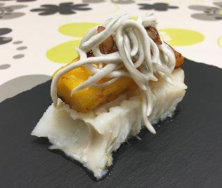 Pintxo de bacalao con mango y gulas