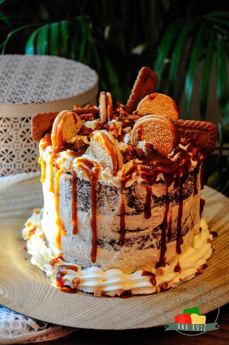 LAYER CAKE DE CHOCOLATE  RELLENO DE CREMA Y TOFFEE SALADO