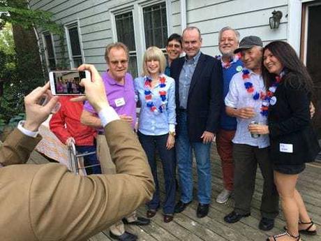 Elecciones primarias: cierran las urnas en Pensilvania mientras los demócratas miran los resultados