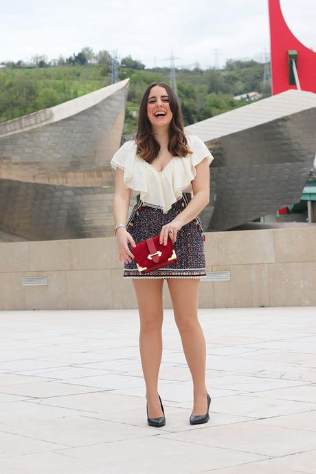 Elegante y chic al trabajo con este outfit