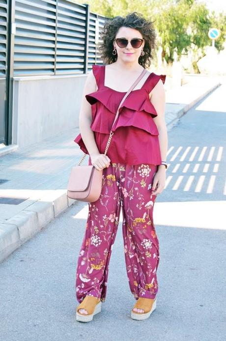 Total look burdeos Total look burdeos