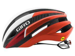 Deporte de riesgo: cruzar el paso de peatones