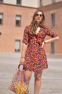 How to wear a flowered dress