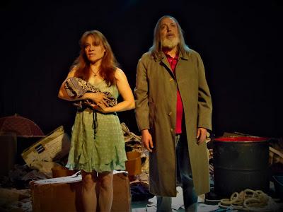 La Balada Del Hombre Pájaro, Nuestros Infiernos Particulares.