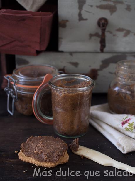 Crema de higos secos y almendra