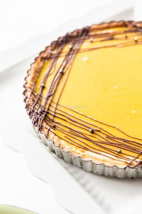 Estamos en plena temporada de mango, no te pierdas esta fabulosa Tarta de mango y parchita vía www.elgatogoloso.com