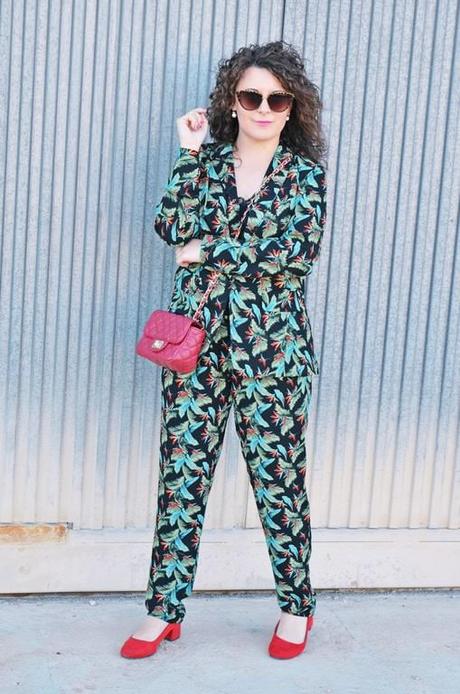 Traje tropical Traje tropical