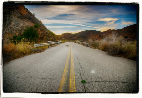 Carreteras en mal estado, el vía crucis del transportista