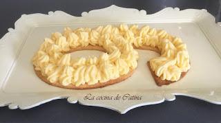 Tarta Adikosh (tarta de números y letras)