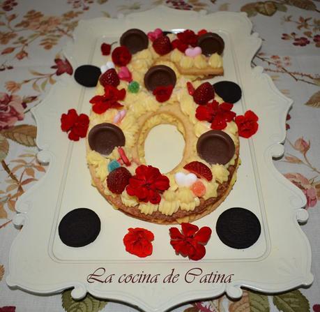 Tarta Adikosh (tarta de números y letras)