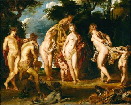 La imagen puede contener: 3 personas, personas de pie y exterior