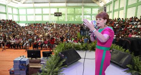 Lucía Medina buscará Senaduría por San Juan de la Maguana.