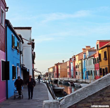 Paseando por Burano