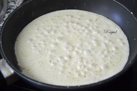 Espaguetis con crema de queso y crujiente de jamón