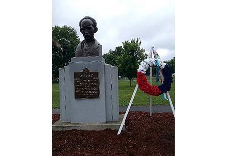 Cubanos residentes en Kentucky, EE.UU., honran a José Martí