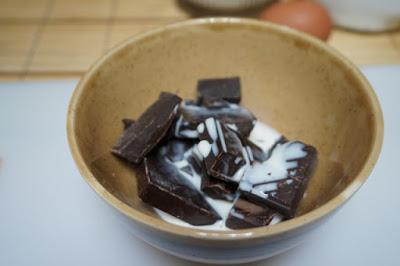 Trenza de hojaldre con chocolate y nueces