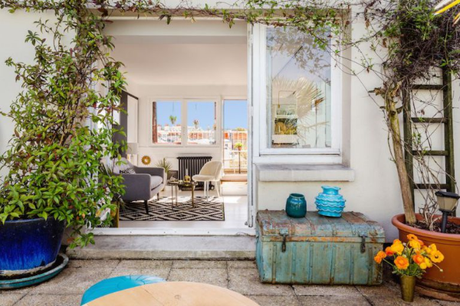 UNA TERRAZA CON AIRE MARROQUÍ EN EL CENTRO DE PARIS