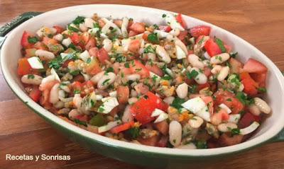 ENSALADA DE JUDIAS BLANCAS HINOJO Y BERBERECHOS
