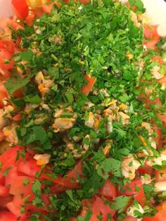 ENSALADA DE JUDIAS BLANCAS HINOJO Y BERBERECHOS