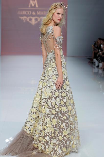 La colección 2019 de vestidos de novia y fiesta de Marco & María nos transporta nostálgicamente al sueño de una noche de verano