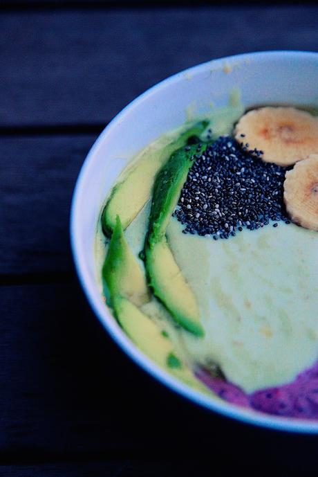 DOBLE SABOR PARA UN BOWL DE FRUTAS DOBLE SABOR PARA UN BOWL DE FRUTAS