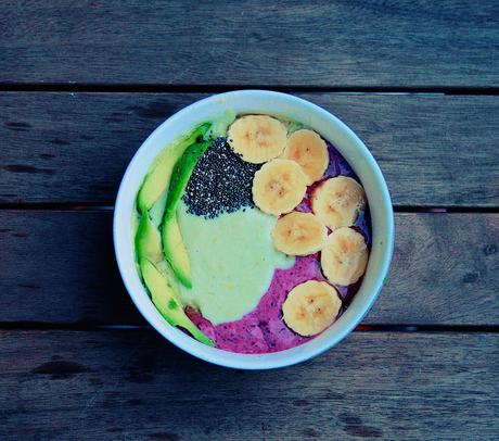 DOBLE SABOR PARA UN BOWL DE FRUTAS DOBLE SABOR PARA UN BOWL DE FRUTAS