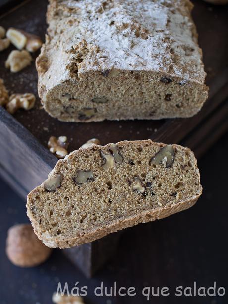 Pan de soda con centeno y nueces