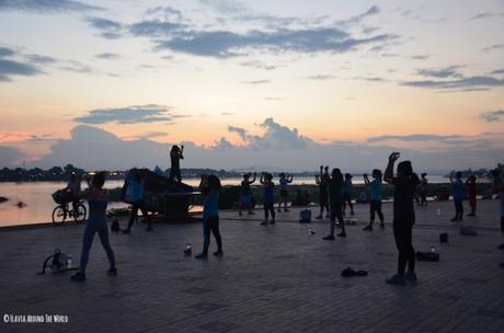 atardecer vientiane laos