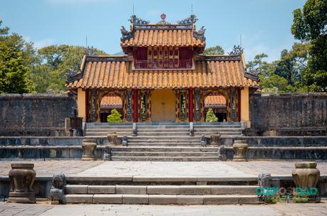 Hue – Tumbas Imperiales