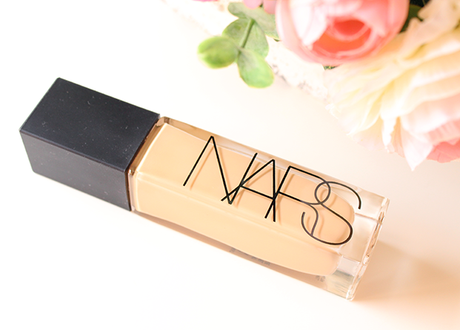 Natural Radiant Longwear Foundation + Powermatte Lip Pigment de Nars