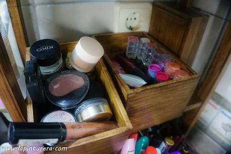 Mi nuevo mueble de cosmética y maquillaje (Vlog) 04 labios y ojos