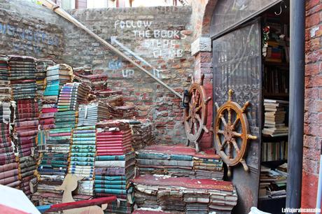 Bibliotecas y librerías del mundo | La librería Acqua Alta